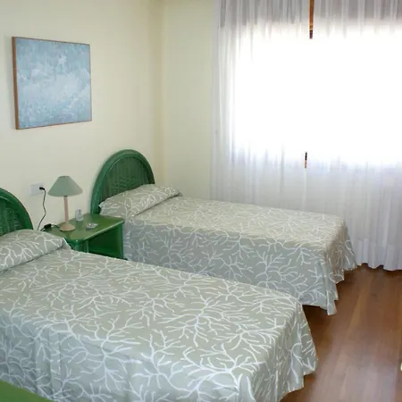 Apartamento 3 Bedrooms At 50 M Away From The Beach With Sea View And Furnished Terrace Sanxenxo