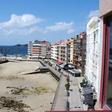 3 Bedrooms At 50 M Away From The Beach With Sea View And Furnished Terrace * Sanxenxo