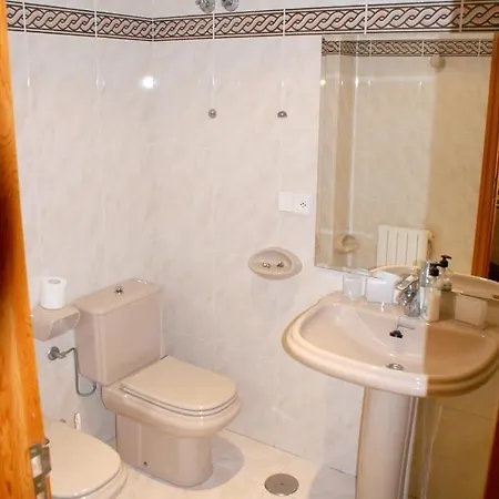 3 Bedrooms At 50 M Away From The Beach With Sea View And Furnished Terrace Apartamento