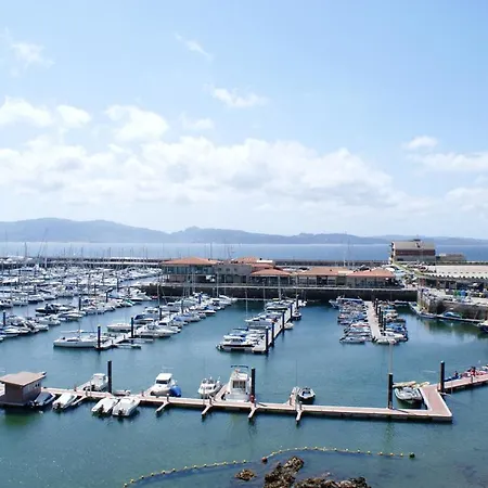 Apartamento 3 Bedrooms At 50 M Away From The Beach With Sea View And Furnished Terrace Sanxenxo